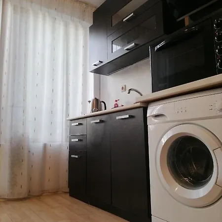 алекса Apartment Varna